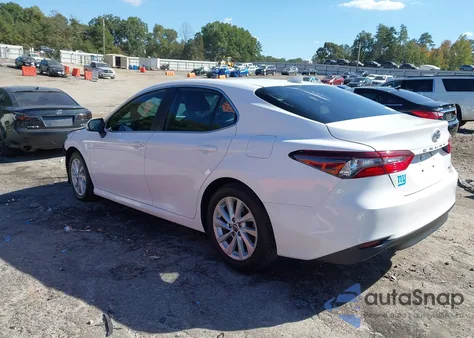 2021 Toyota Camry Le из США, поврежденный, VIN 4T1C11AK2MU454065